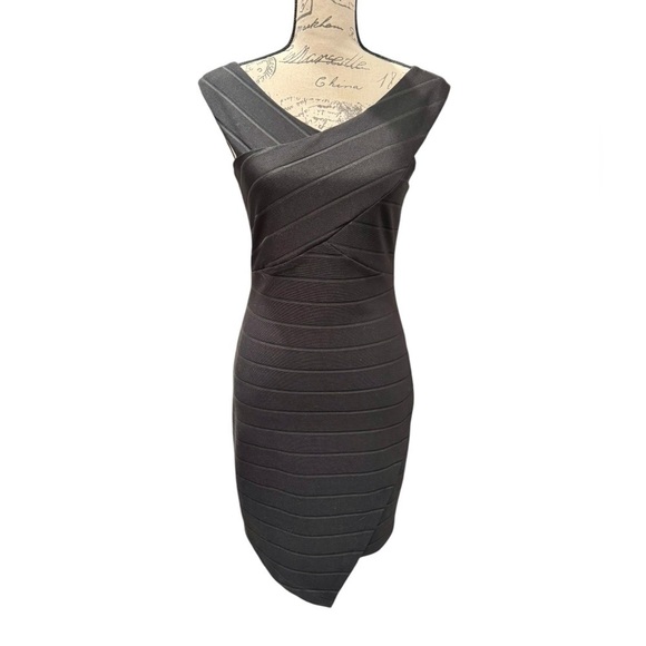 bebe Dresses & Skirts - Bebe Bodycon Elegant Black  Dress